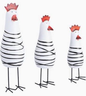 פסל striped chickens